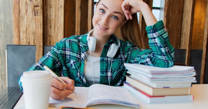 How to Obtain An Internship