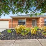 Residential Property for sale in bannockburn with garden front