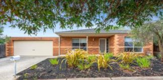 Residential Property for sale in bannockburn with garden front