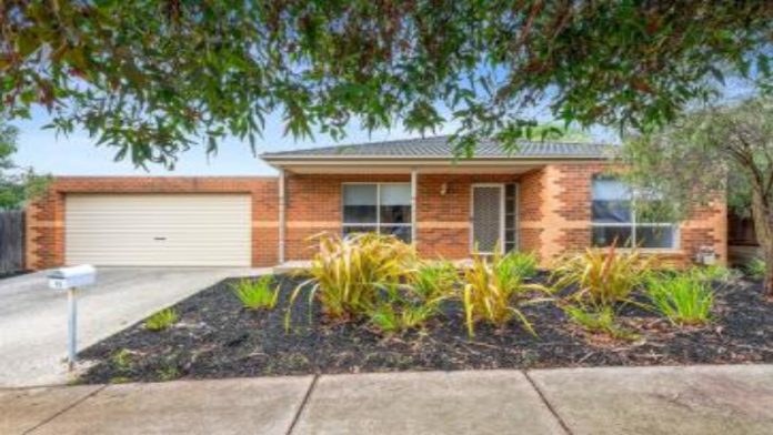 Residential Property for sale in bannockburn with garden front